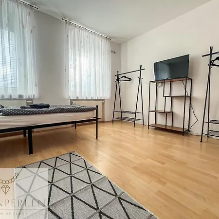 Monteurwohnung App 2 דירה *